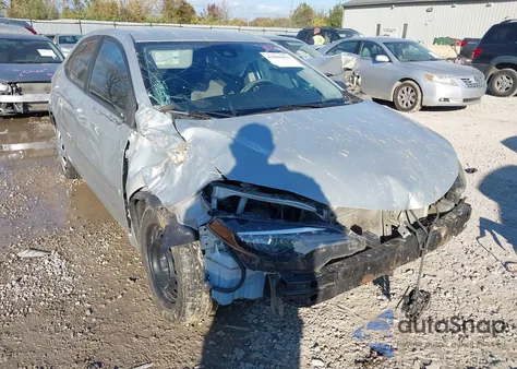 2019 Toyota Corolla Le from USA, damaged, VIN 5YFBURHE9KP888371